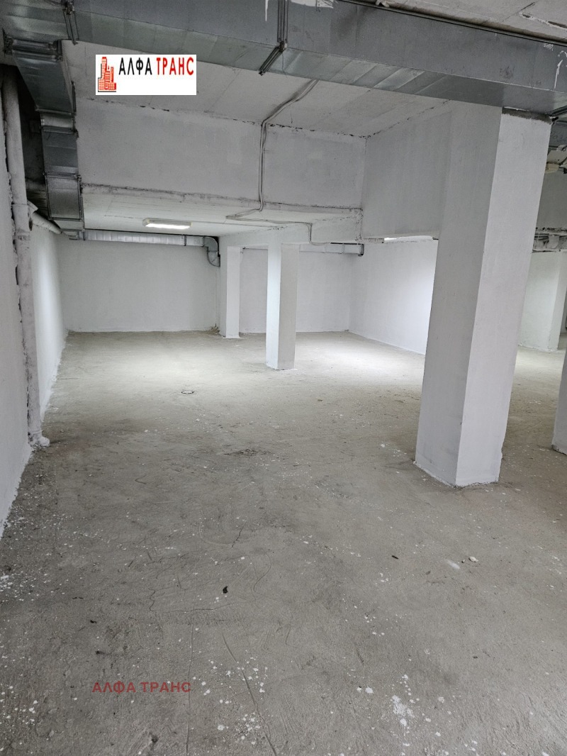 Дава под наем СКЛАД, гр. Варна, Цветен квартал, снимка 8 - Складове - 52347909