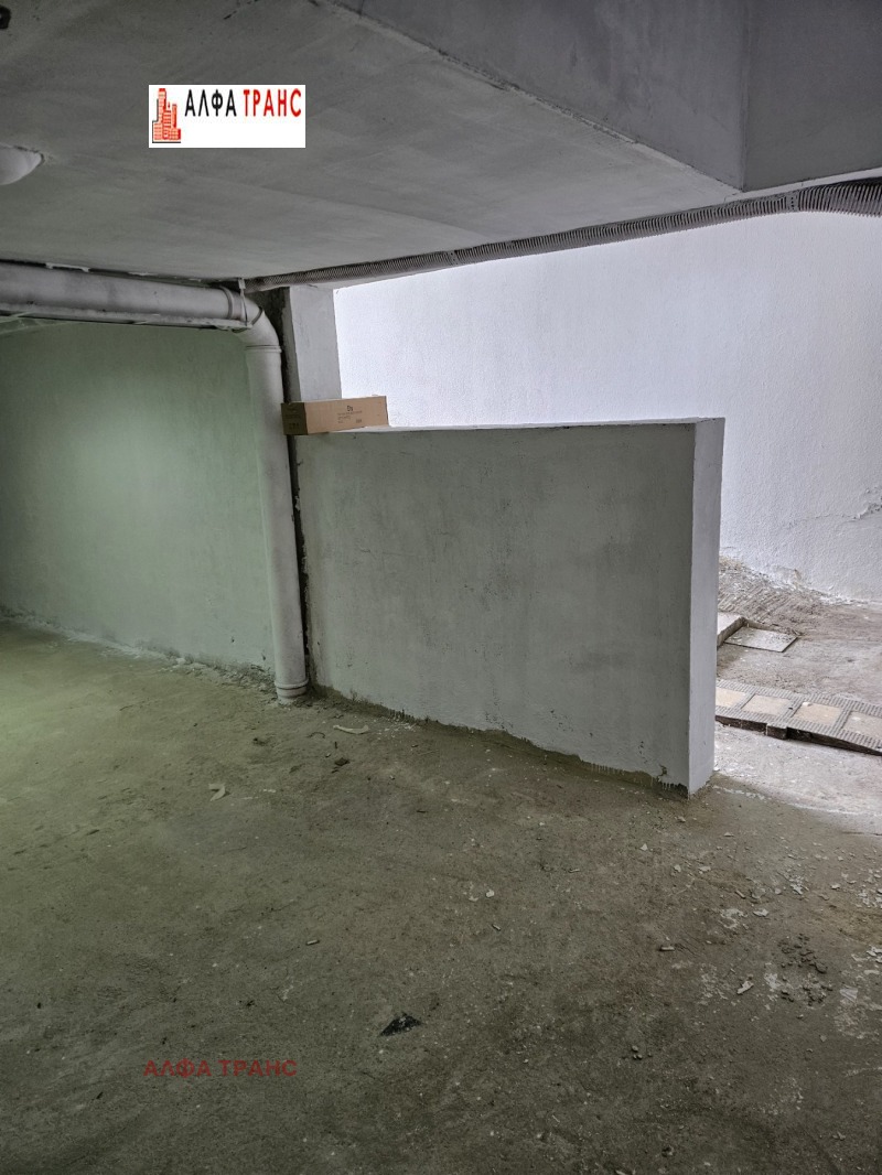 Дава под наем СКЛАД, гр. Варна, Цветен квартал, снимка 7 - Складове - 52347909