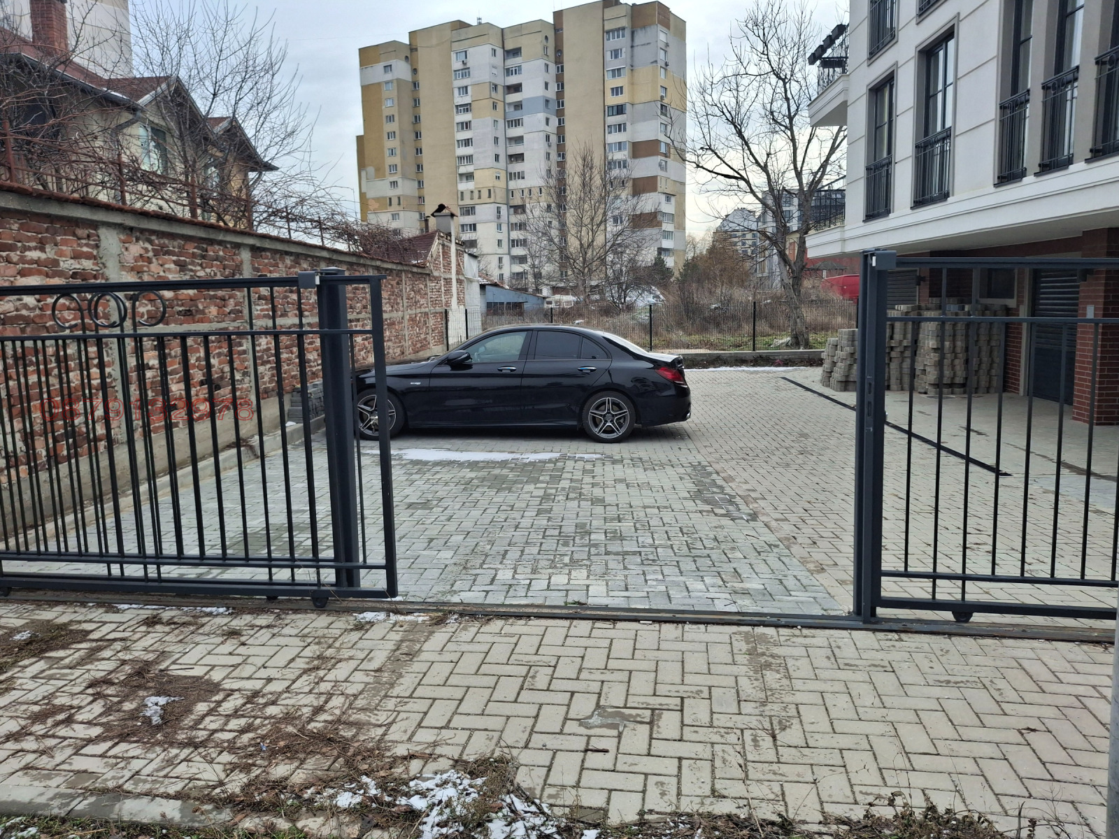 Дава под наем ГАРАЖ, ПАРКОМЯСТО, гр. София, Надежда 4