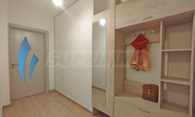 1 quarto Lazur, Burgas 14