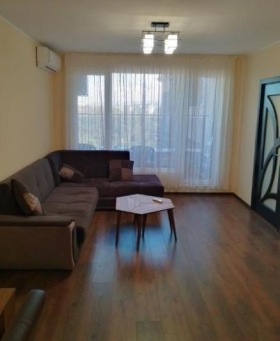 1 Schlafzimmer Ljulin 10, Sofia 4