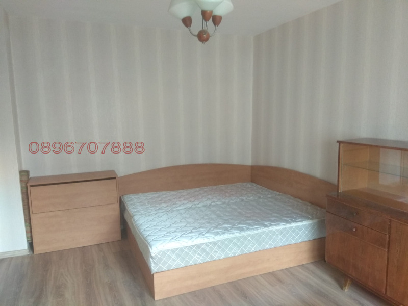 Дава под наем 1-СТАЕН, гр. Русе, Възраждане