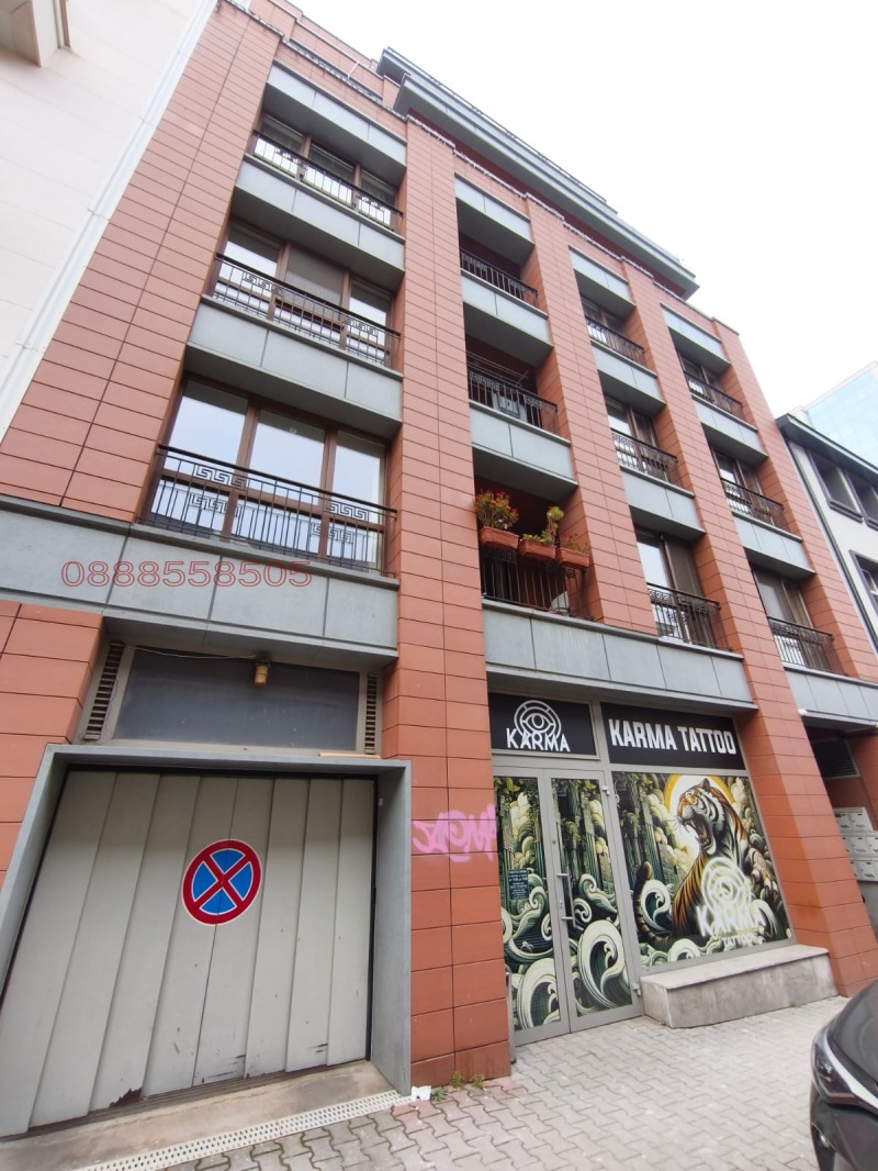 Дава под наем 3-СТАЕН, гр. София, Докторски паметник