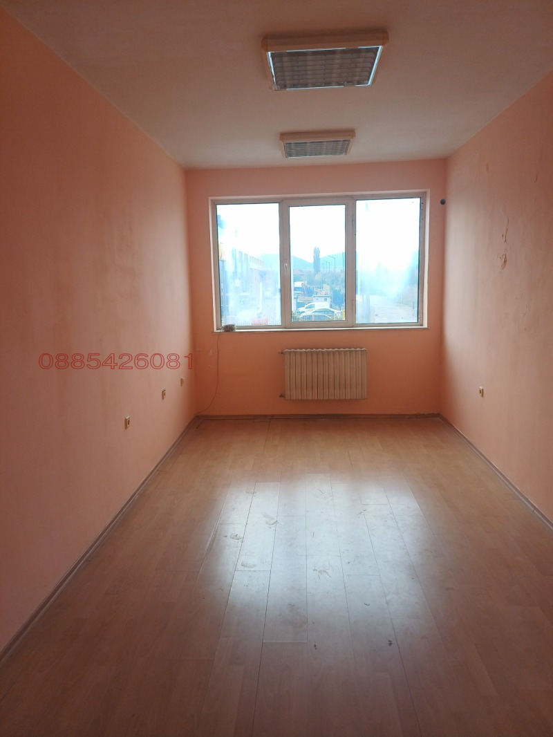 För uthyrning  Kontor Sofia , Vrabnica 1 , 160 kvm | 42749461 - bild [6]