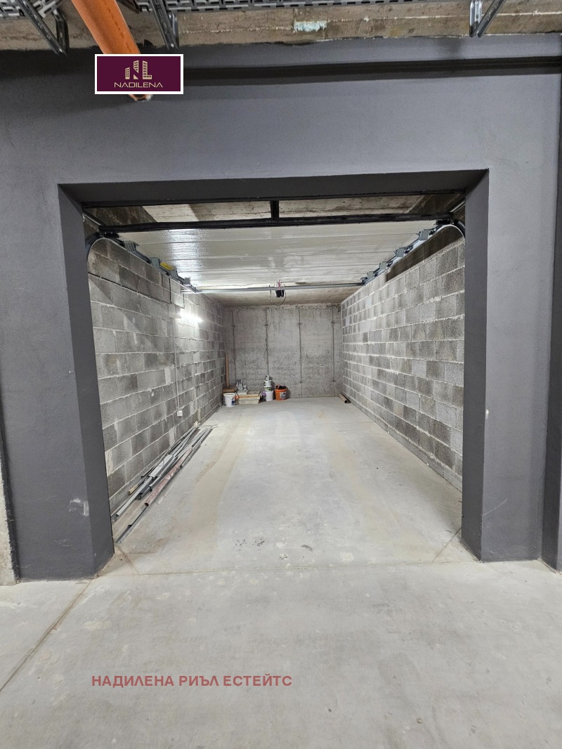 Дава под наем ГАРАЖ, ПАРКОМЯСТО, гр. София, Кръстова вада, снимка 3 - Гаражи и паркоместа - 53343652