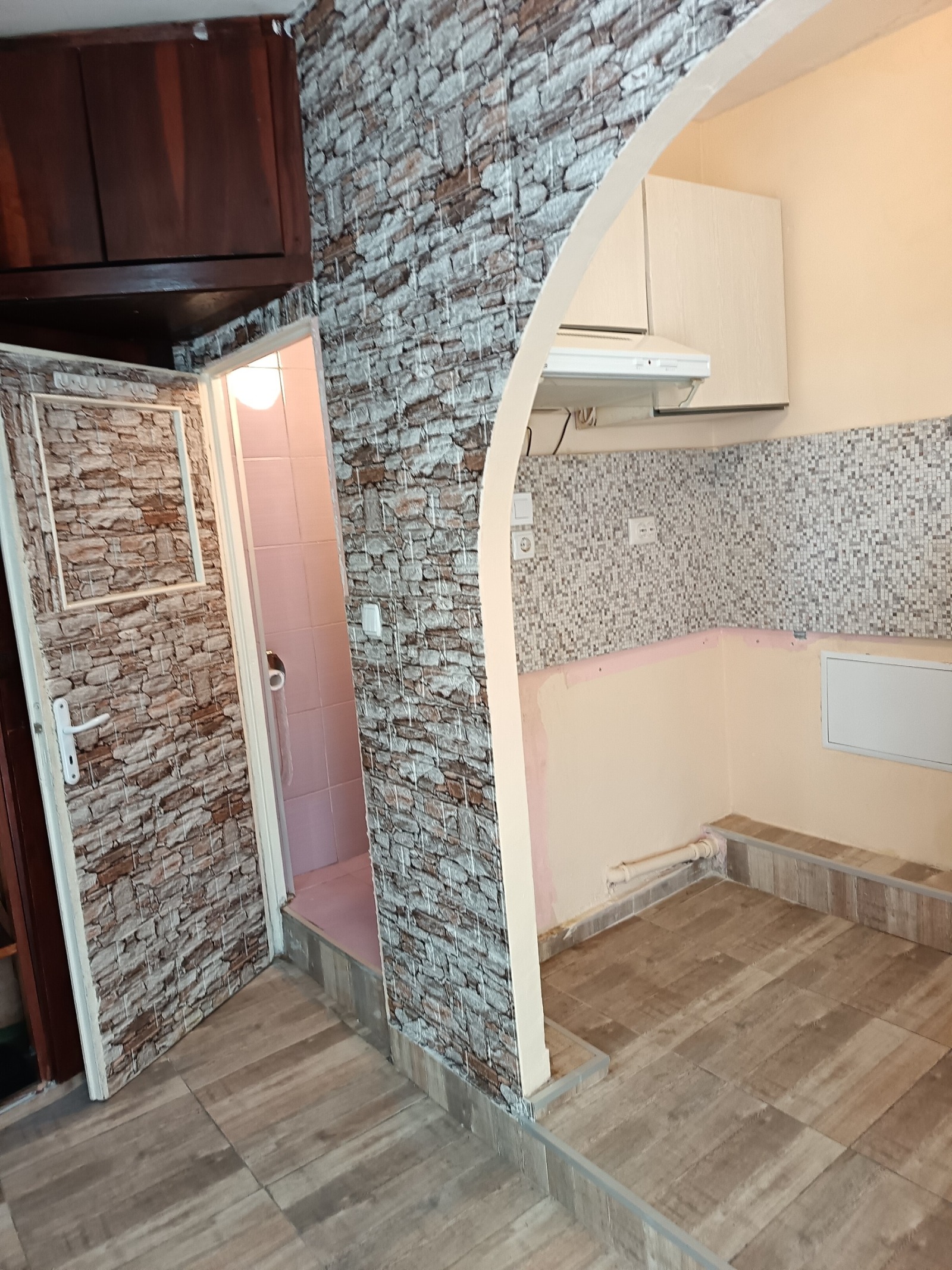 Дава под наем 2-СТАЕН, гр. София, Надежда 2