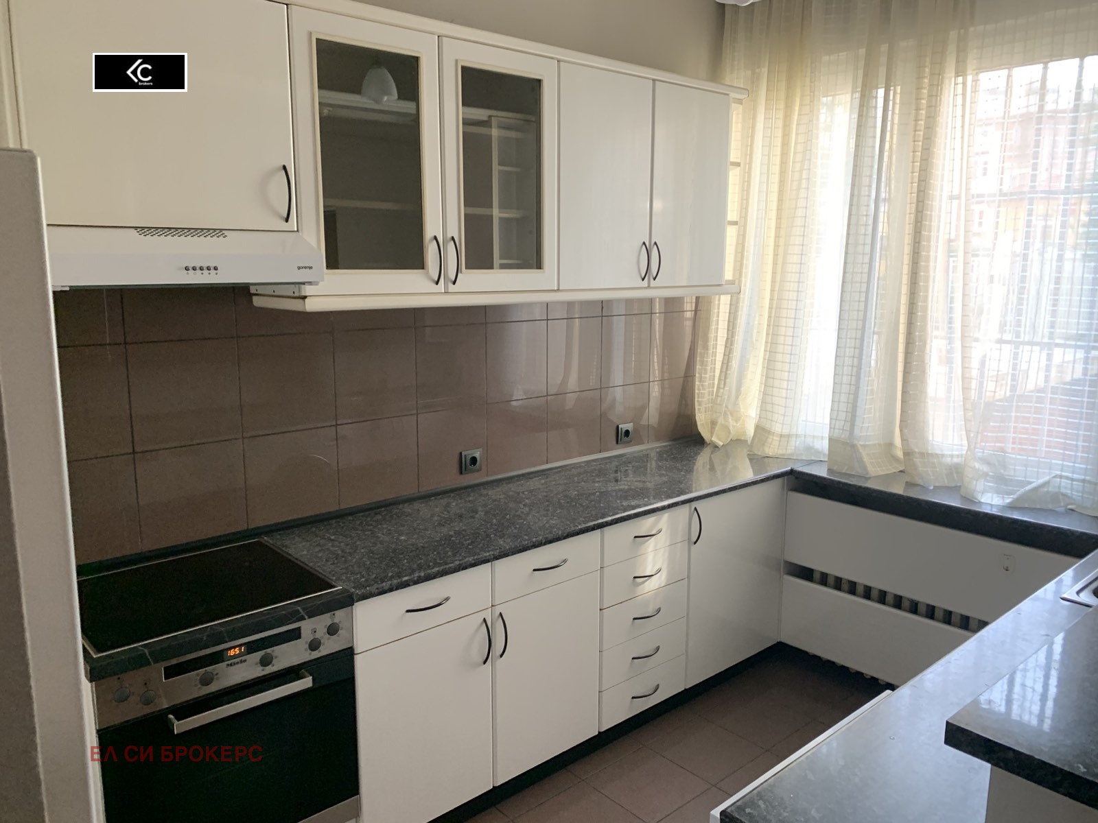 Дава под наем 3-СТАЕН, гр. София, Център, снимка 3 - Апартаменти - 55927399