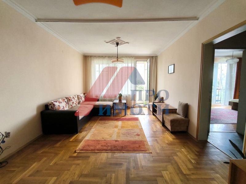 Para alugar  2 quartos Sofia , Bakston , 87 m² | 83143064