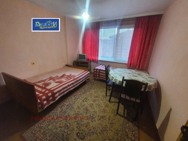 Дава под наем  4-стаен град Велико Търново , Център , 106 кв.м | 47960747 - изображение [8]