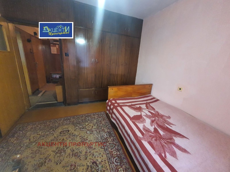 Дава под наем  4-стаен град Велико Търново , Център , 106 кв.м | 47960747 - изображение [4]