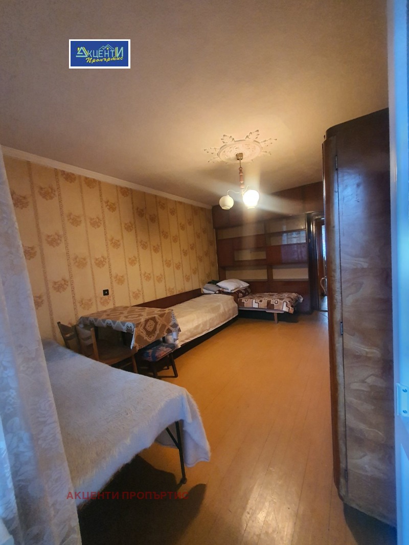 Дава под наем  4-стаен град Велико Търново , Център , 106 кв.м | 47960747 - изображение [15]