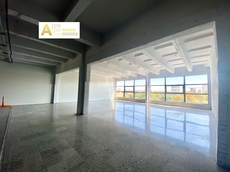 K pronájmu  Úložný prostor Sofia , Centar , 403 m2 | 81793601