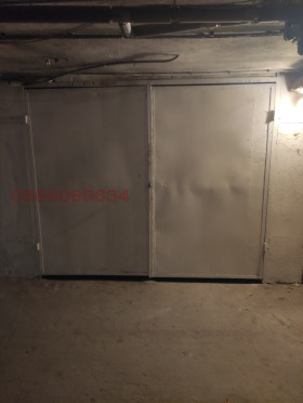 ГАРАЖ, ПАРКОМЯСТО, 18 m2