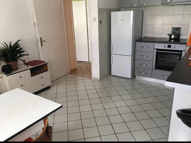 Дава под наем 2-СТАЕН, гр. София, Разсадника, снимка 2 - Апартаменти - 54129779