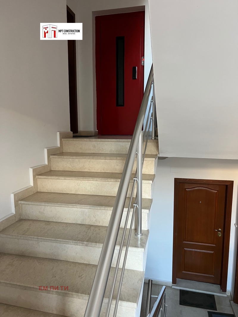 Дава под наем 3-СТАЕН, гр. Пловдив, Център, снимка 15 - Апартаменти - 52606218