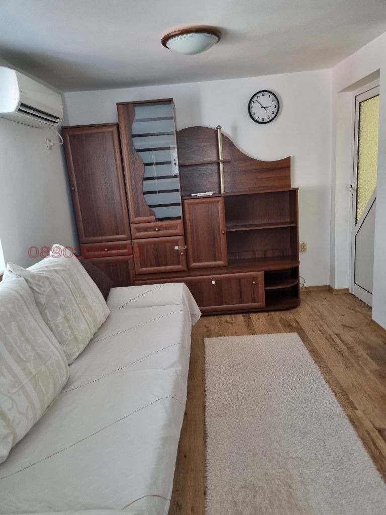 Дава под наем 3-СТАЕН, гр. Пловдив, Кючук Париж, снимка 3 - Апартаменти - 53032200