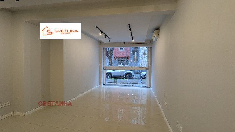 Дава под наем МАГАЗИН, гр. София, Докторски паметник, снимка 3 - Магазини - 53561120