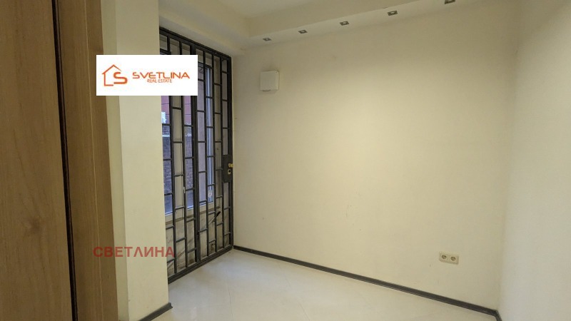 Дава под наем МАГАЗИН, гр. София, Докторски паметник, снимка 5 - Магазини - 53561120