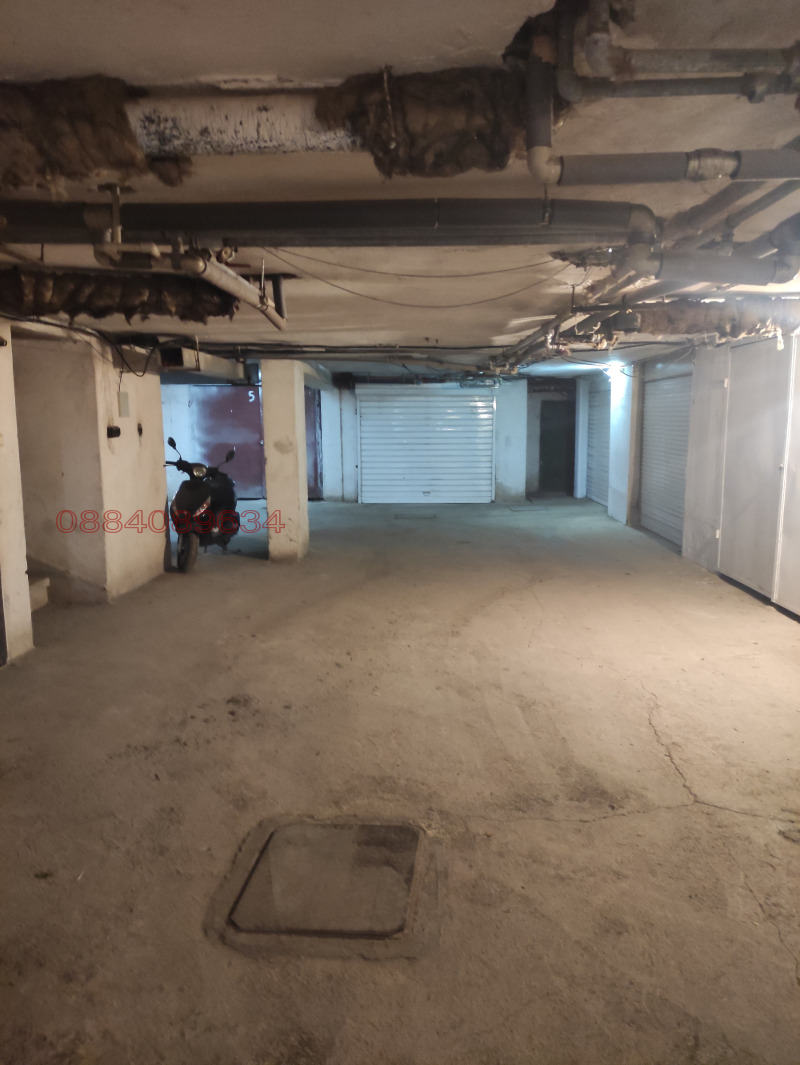 Дава под наем ГАРАЖ, ПАРКОМЯСТО, гр. София, Дървеница, снимка 7 - Гаражи и паркоместа - 52998402