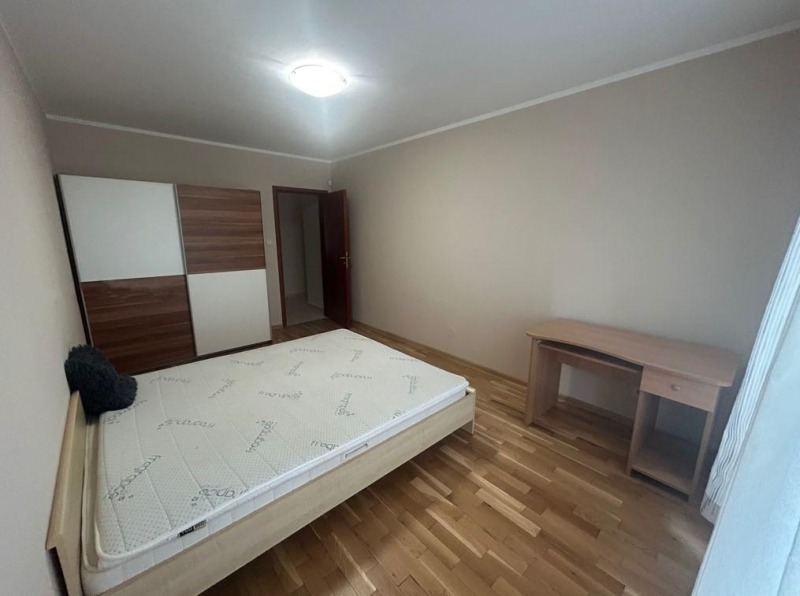 De inchiriat  2 dormitoare Sofia , Hladilnica , 130 mp | 14368382 - imagine [5]