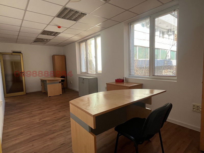 Дава под наем ОФИС, гр. Благоевград, Идеален център, снимка 11 - Офиси - 52785797