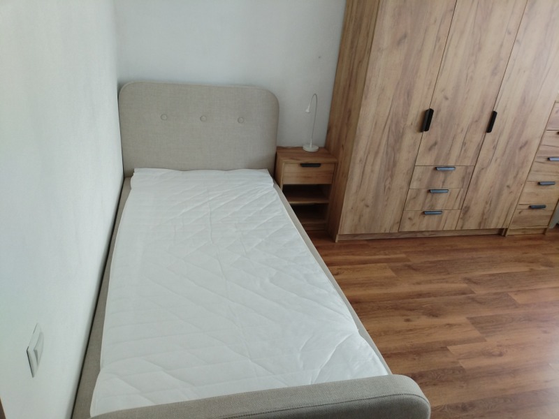 Para alugar  Sala Sofia , Borovo , 20 m² | 62359064 - imagem [3]