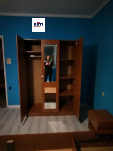 Дава под наем СТАЯ, гр. София, Света Троица, снимка 4 - Стаи под наем - 53778446