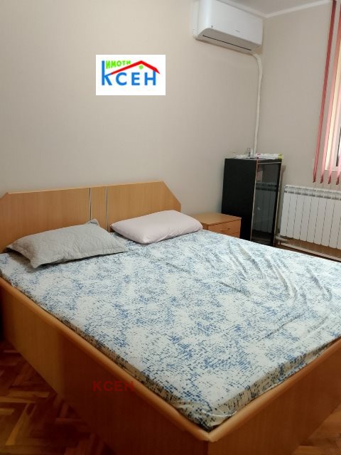 Издаје се  2 спаваће собе Тарговиште , Центар , 74 м2 | 65141768 - слика [11]