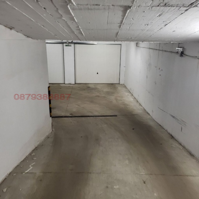 Vuokrattavana  Autotalli Sofia , Strelbište , 30 neliömetriä | 40033323 - kuva [3]