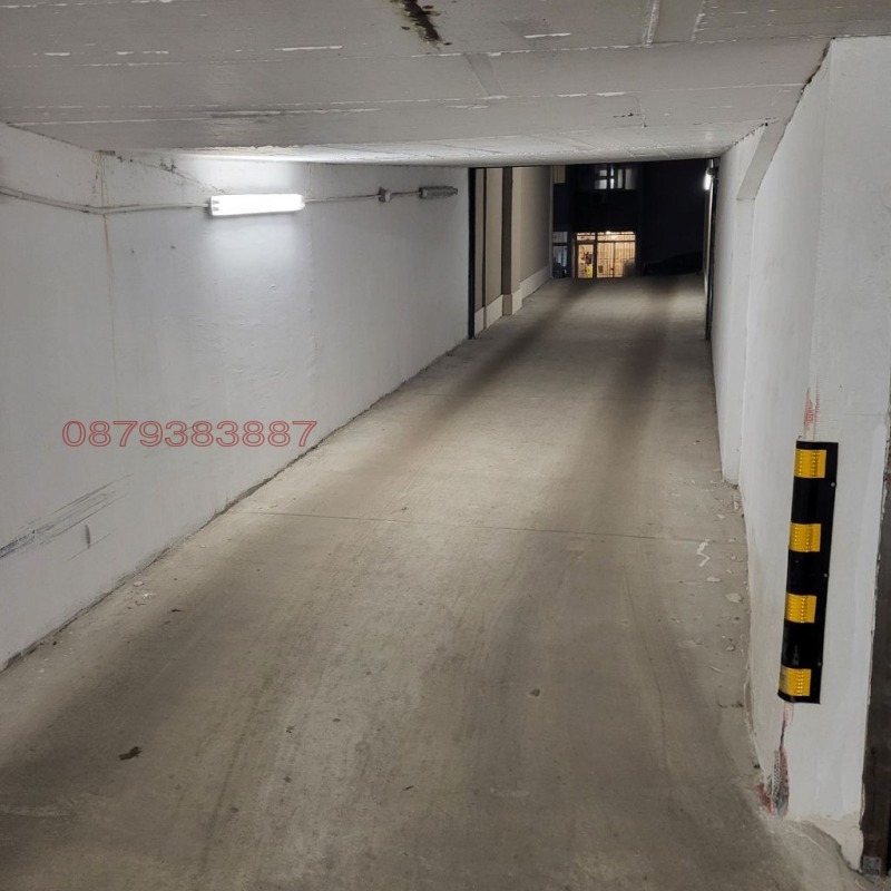 Vuokrattavana  Autotalli Sofia , Strelbište , 30 neliömetriä | 40033323 - kuva [4]