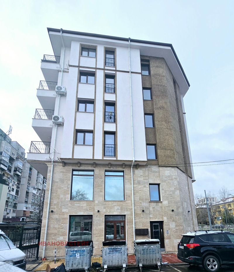 Til leie  Parkeringsplass Sofia , Krasno selo , 30 kvm | 49680325 - bilde [3]