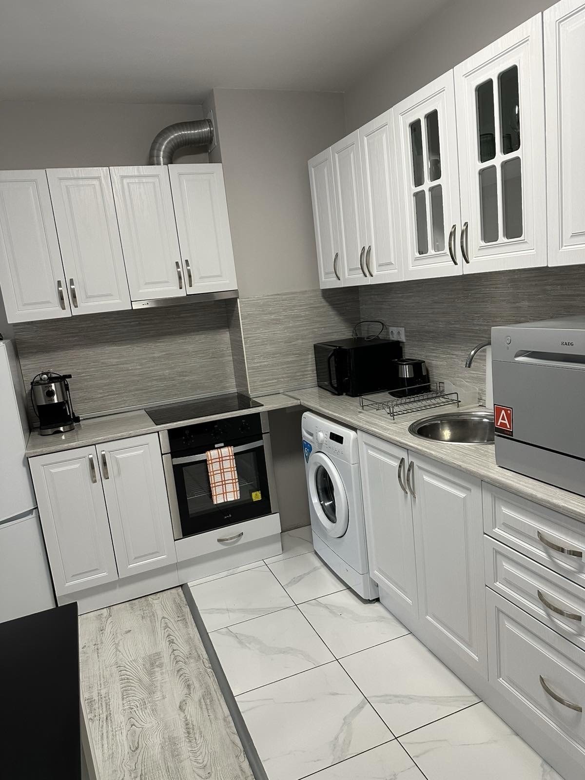 Дава под наем 2-СТАЕН, гр. Пловдив, Мараша, снимка 2 - Апартаменти - 54229306