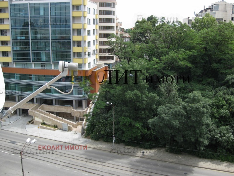 Под наем 3-СТАЕН, град София, Център • 1100 € • 51330022 — Holmes.bg