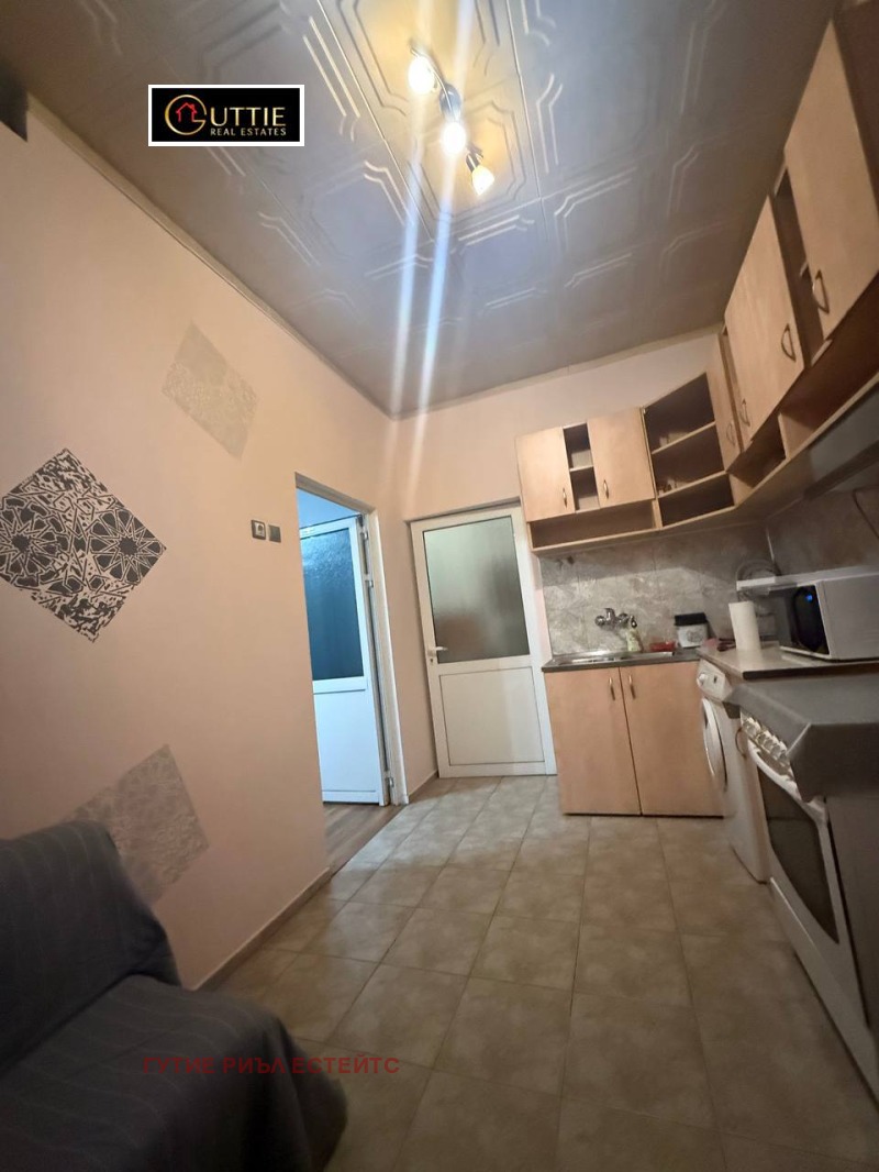 Дава под наем 3-СТАЕН, гр. София, Център, снимка 3 - Апартаменти - 53591194