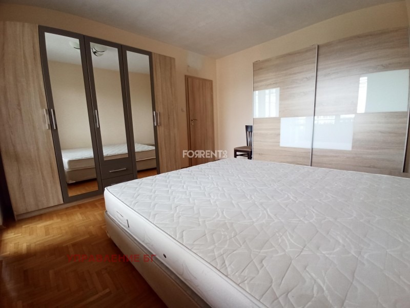 Дава под наем 3-СТАЕН, гр. София, Витоша, снимка 4 - Апартаменти - 54106042