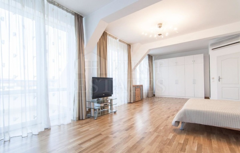 Do wynajęcia  3+ sypialni Sofia , Lozenec , 333 mkw | 82741728 - obraz [6]