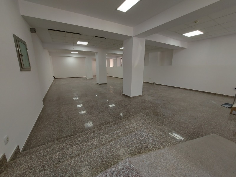 Kiadó  Üzlet Plovdiv , Centar , 157 négyzetméter | 38323907 - kép [5]