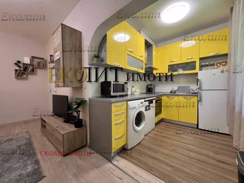 В оренду  1 спальня София , Център , 70 кв.м | 49691405