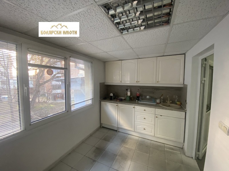 Do wynajęcia  Biuro Weliko Tarnowo , Centar , 120 mkw | 61541685 - obraz [7]