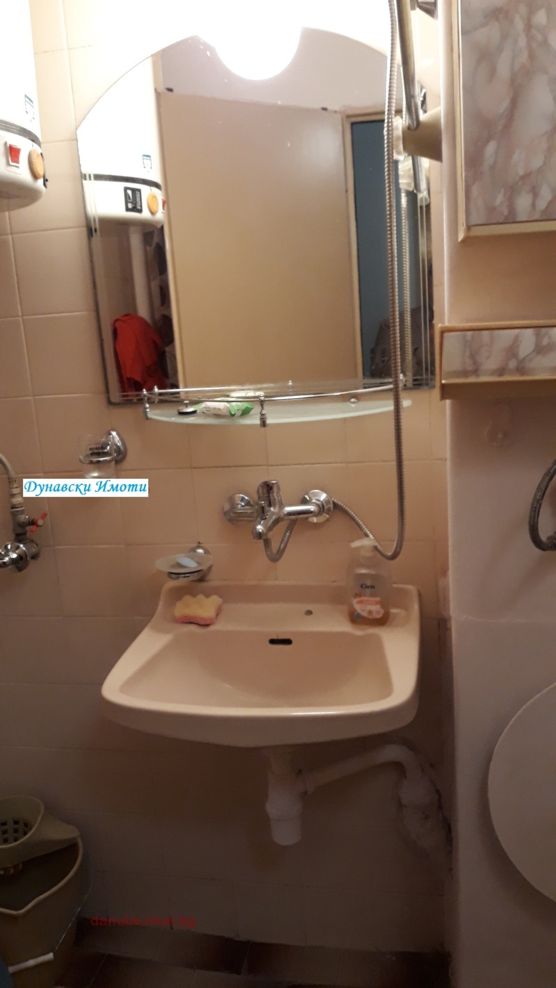 Дава под наем 2-СТАЕН, гр. Русе, Възраждане, снимка 11 - Апартаменти - 52992282