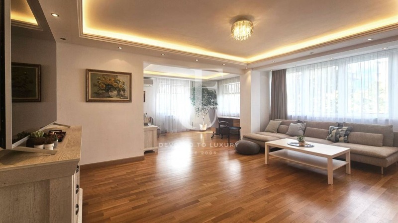 K pronájmu  3 ložnice Sofia , Iztok , 160 m2 | 40572409 - obraz [3]