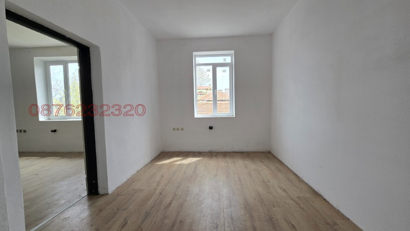 Дава под наем ОФИС, гр. Варна, Галата, снимка 2 - Офиси - 52772900