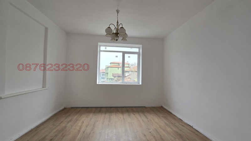 Дава под наем ОФИС, гр. Варна, Галата