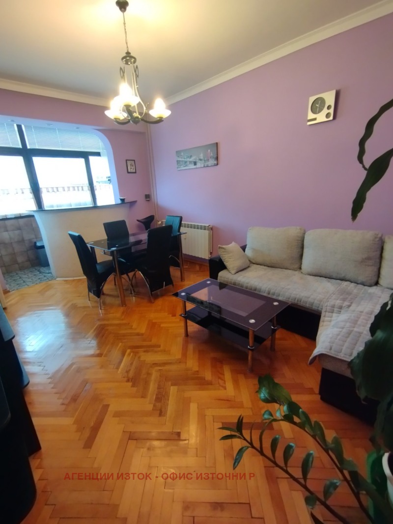 Дава под Наем 3-СТАЕН в град София, Дружба 1 - 65 кв.м / 620 € » 1 212.61 лв., АГЕНЦИИ ИЗТОК - ОФИС ИЗТОЧНИ РАЙОНИ