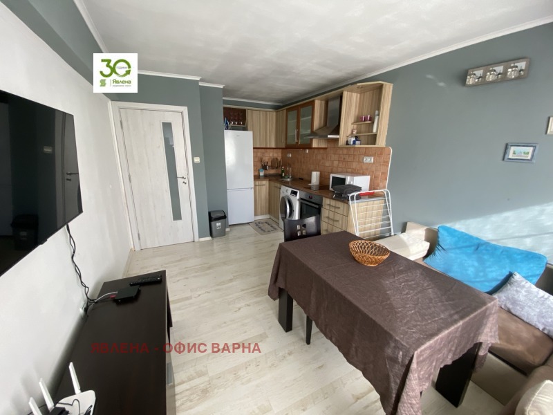Дава под Наем 2-СТАЕН в град Варна, Конфуто - 56 кв.м / 400 € » 782.33 лв., ЯВЛЕНА - ОФИС ВАРНА