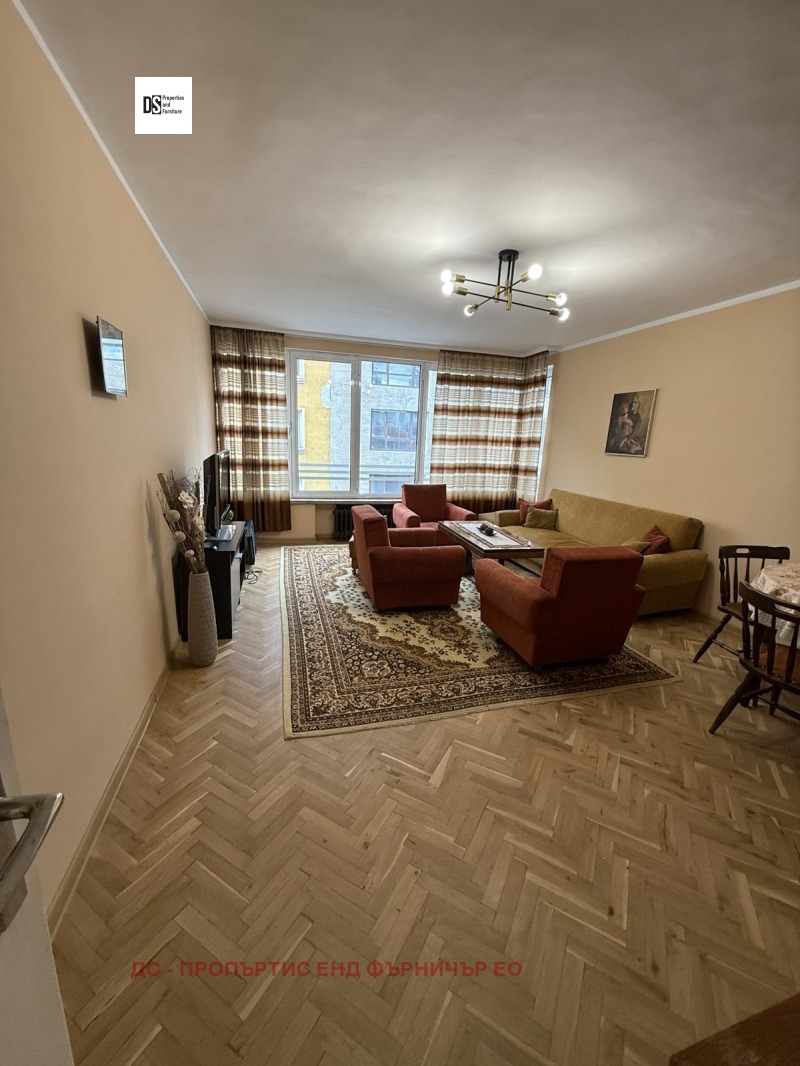 Vuokrattavana  3 makuuhuonetta Sofia , Tsentar , 100 neliömetriä | 24274111 - kuva [3]