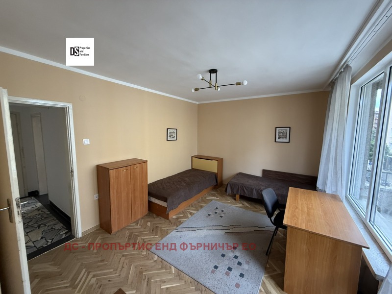 Vuokrattavana  3 makuuhuonetta Sofia , Tsentar , 100 neliömetriä | 24274111 - kuva [5]