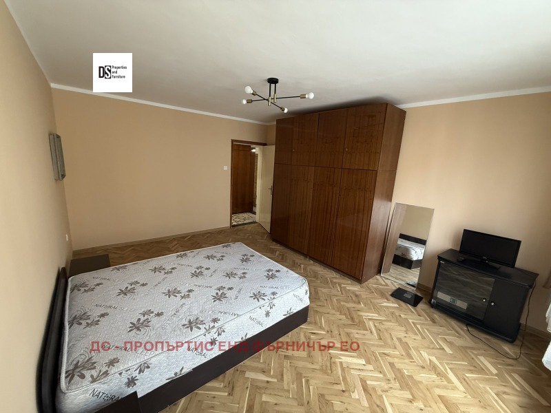 Vuokrattavana  3 makuuhuonetta Sofia , Tsentar , 100 neliömetriä | 24274111 - kuva [4]