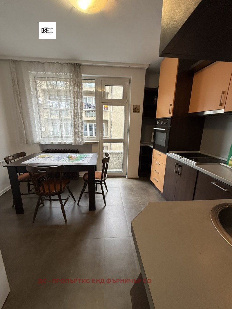 Vuokrattavana  3 makuuhuonetta Sofia , Tsentar , 100 neliömetriä | 24274111 - kuva [6]
