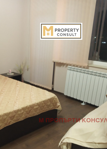 Дава под нем  2-стаен, град Плевен, Широк център •  479 лв. • ID 50097823 — holmes.bg - [1] 